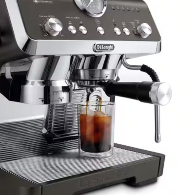 Кавоварка DeLonghi EC 9555 BK