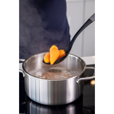 Ложка для сервіровки з прорізами KitchenAid Coreline, 34 см (KAS004OHCGG)