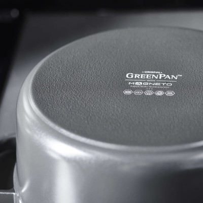 Каструля з кришкою GreenPan Featherweights, 22 см, 3,3 л з керамічним покриттям, чорний (CC005056-001)