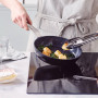 Сковорода GreenPan Evolution, 20 см з керамічним покриттям, чорний (CC006385-001)