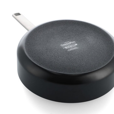 Сотейник з кришкою GreenPan Evolution, 26 см, 3,7 л з керамічним покриттям, чорний (CC007086-001)