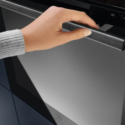 Духова шафа електрична ELECTROLUX EOF3H40BK
