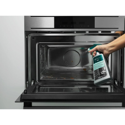 Спрей для ухода за духовым шкафом и микроволновками ELECTROLUX M3OCS301