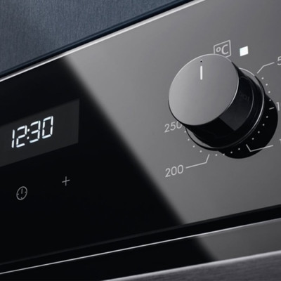 Духова шафа електрична Electrolux KODEF70BZ
