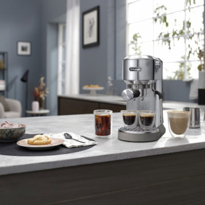 Кавоварка рожкова Delonghi Dedica Duo EC890.M