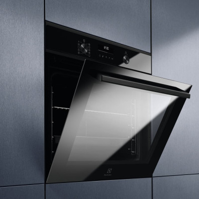 Духова шафа Electrolux EOD6F77H