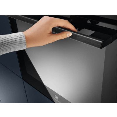 
Духова шафа електрична Electrolux EOC6P77H
