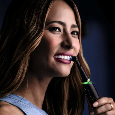 
Зубна щітка Braun Oral-B iO Series 10 iOM10.1B4.2AD Black
