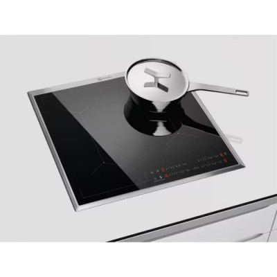 
Варильна поверхня індукційна Electrolux EIV6340X
