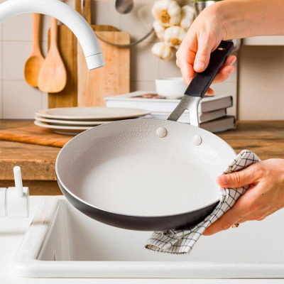 Сковорода KitchenAid АС, 20 см, з керамічним покриттям, матовий чорний (CC009713-001)