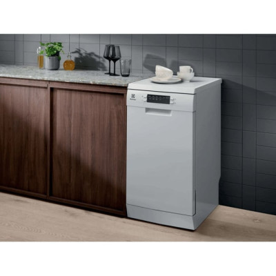 Посудомийна машина ELECTROLUX ESS43210SW