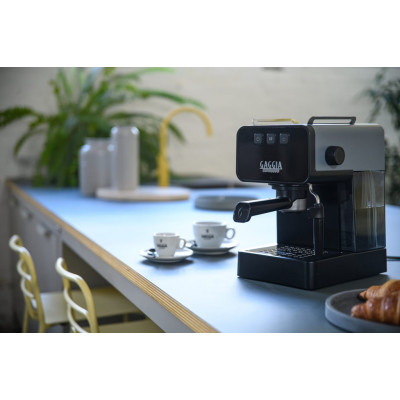 Кавоварка ріжкова Gaggia Evolution Espresso Black