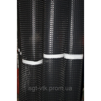 Дренажна шиповидна мембрана Cukurova 4x4 Drain 500грм/м2