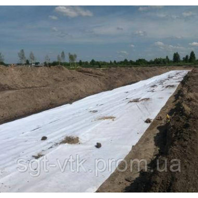 Геотекстиль голкопробивний  200 гр/м2 (рулон 50 м кв)